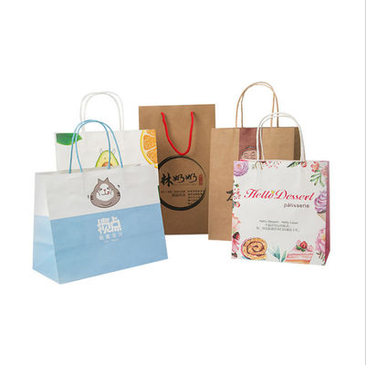 Farbe druckte freundliches Kraftpapier Eco tragende Einkaufstaschen mit Griffen